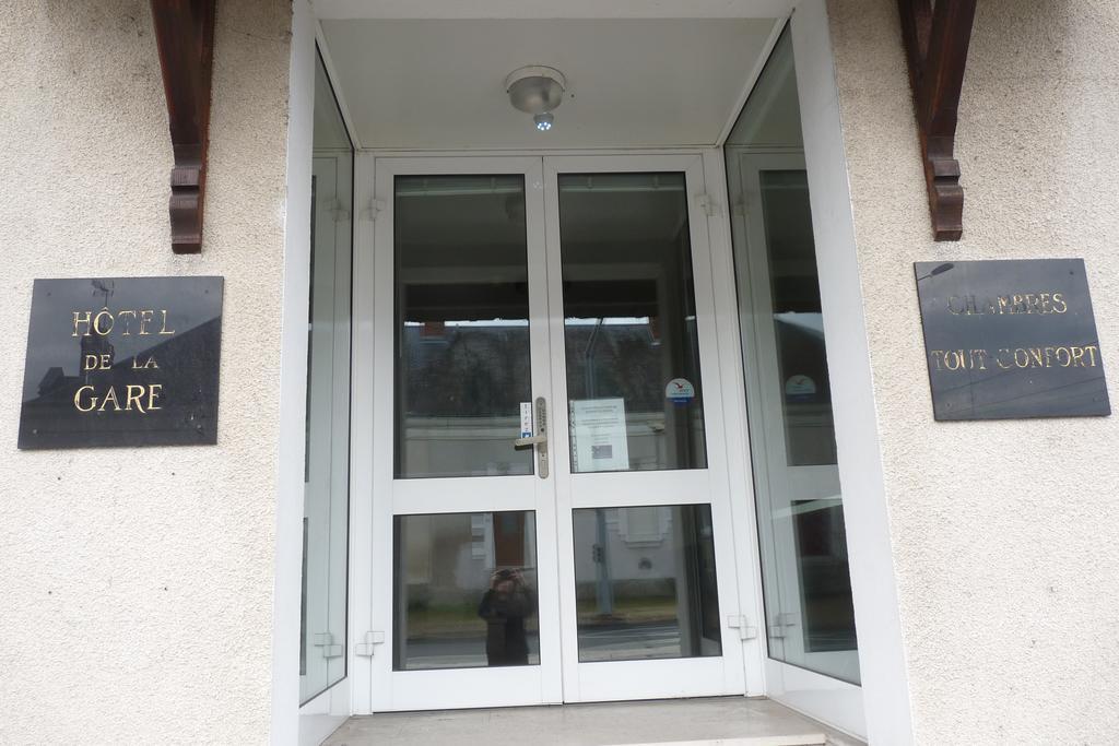 Les Chambres De La Gare Noyers-sur-Cher Exteriör bild