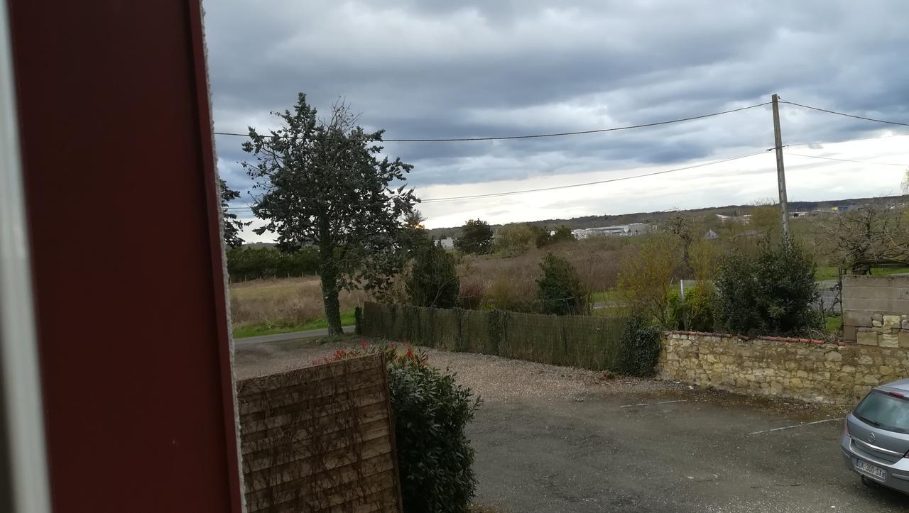 Les Chambres De La Gare Noyers-sur-Cher Exteriör bild